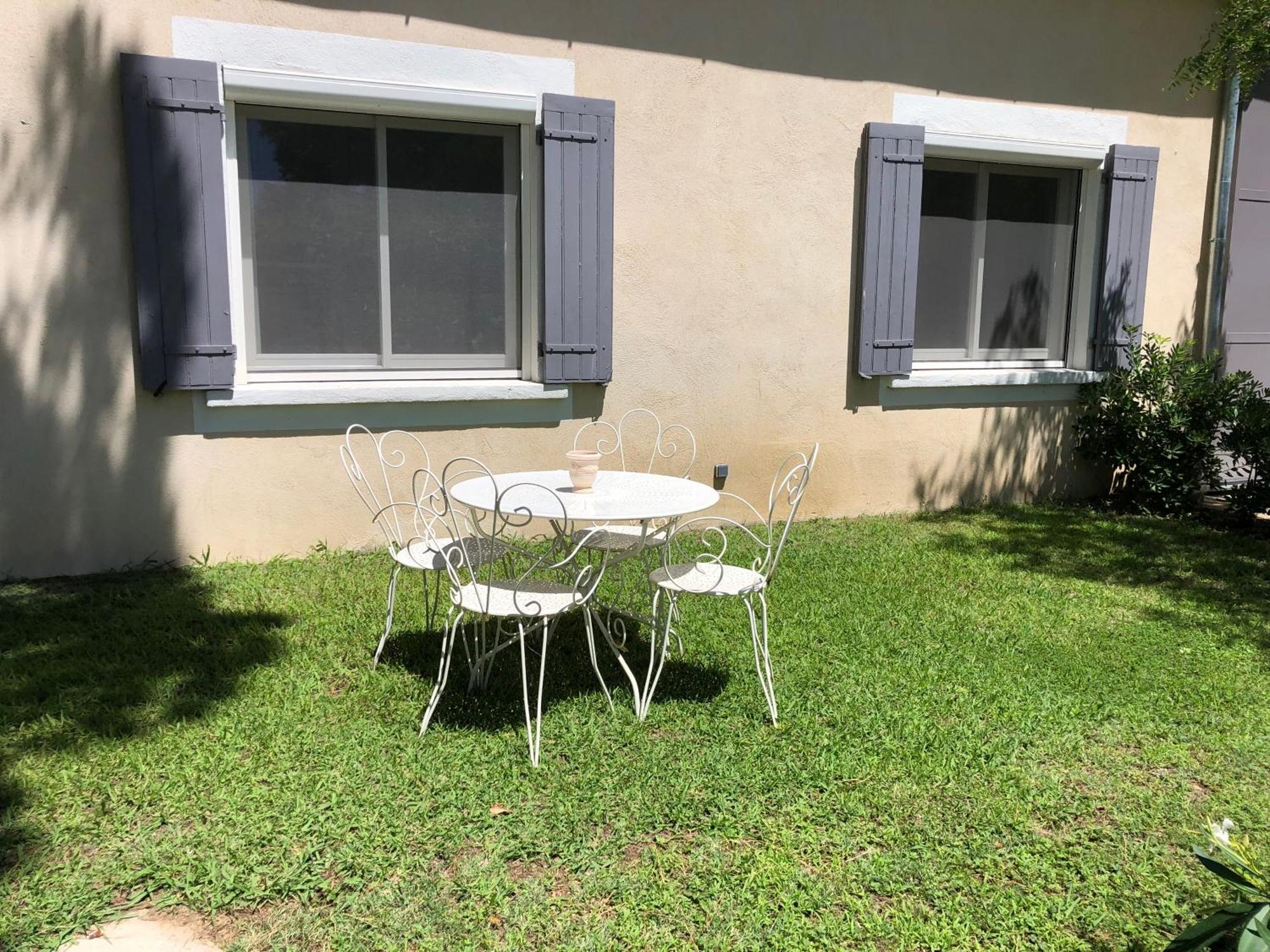 Petite Maison En Provence Guest house *